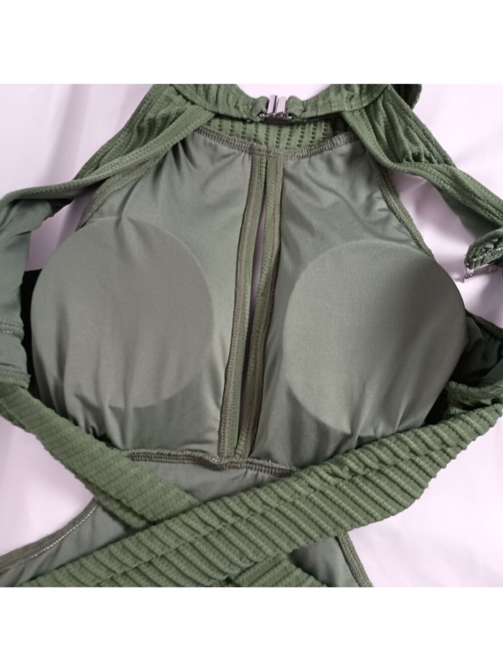Cupshe Evergreen Backless Swimsuit Women L Hanging Neck One Piece NWT - Picture 9 of 11